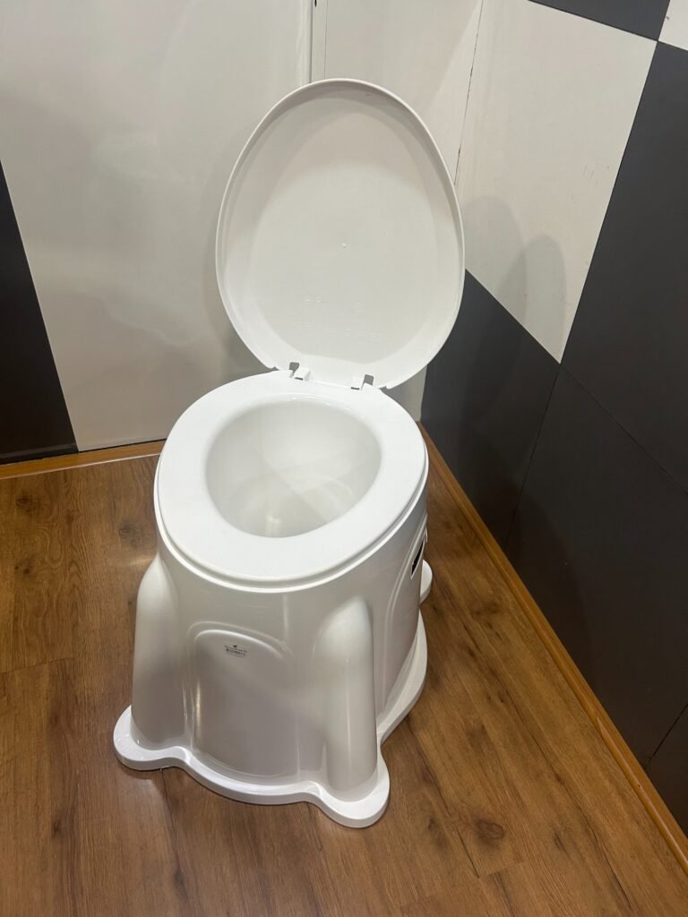 Commode Stool Pure Plastic